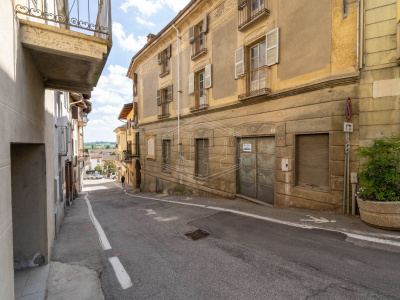 Cascinale in Via Umberto I, Castelnuovo Don Bosco (AT)