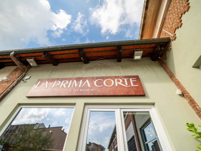 Locale commerciale a reddito in Via Roaschia, Chieri (TO)