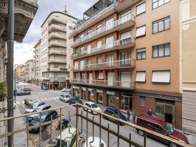 Trilocale per studenti in Corso Alcide de Gasperi, Torino
