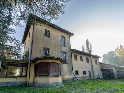 Cascinale in Strada Rosero, Pecetto Torinese (TO)