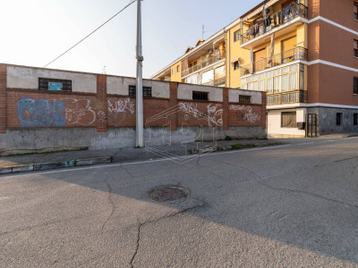 Box auto singolo in Via Leopardi, Moncalieri (TO)