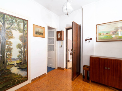 Trilocale in Via Lemie (TO)