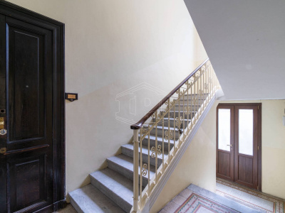 Trilocale in Via Lera (TO)