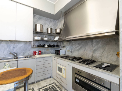 Appartamento in Via Cantore (TO)