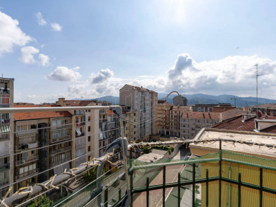 Trilocale in Corso Corsica (TO)