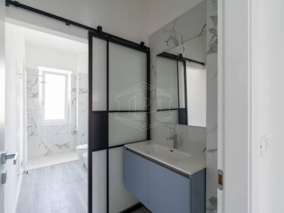 Trilocale in Via Cavour, Moncalieri (TO)