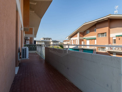 Bilocale in Viale Petrarca, Lido Adriano (RV)