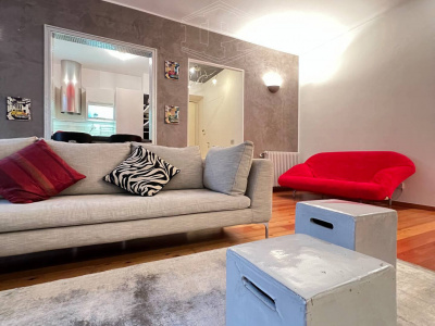 Trilocale con terrazzo in Via Giolitti (TO)