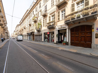 Bilocale arredato in Via Accademia Albertina (TO)