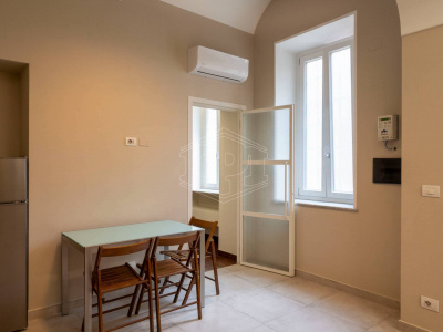 Bilocale arredato in Via Accademia Albertina (TO)