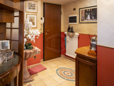 Pentalocale in Via Coazze (TO)