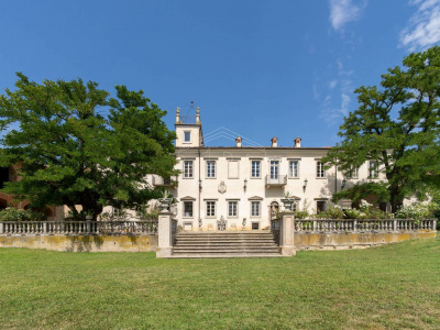 Villa d'epoca a Monte di Valenza (AL)