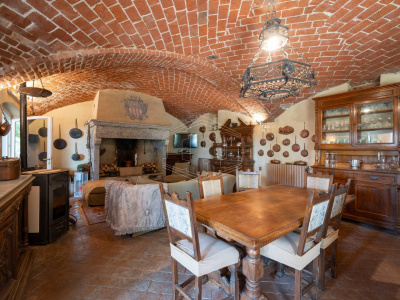 Villa d'epoca a Monte di Valenza (AL)