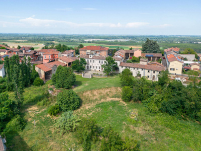 Villa d'epoca a Monte di Valenza (AL)