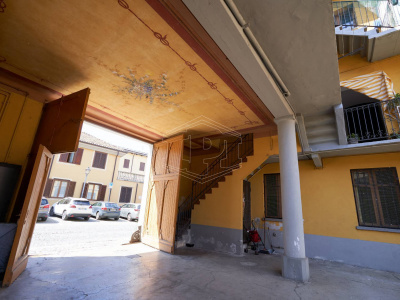 Trilocale a reddito in Via Vittorio Veneto, Riva presso Chieri (TO)