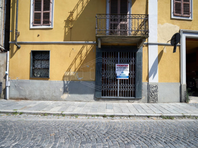 Trilocale a reddito in Via Vittorio Veneto, Riva presso Chieri (TO)