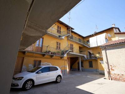 Trilocale in Via Vittorio Veneto, Riva presso Chieri (TO)