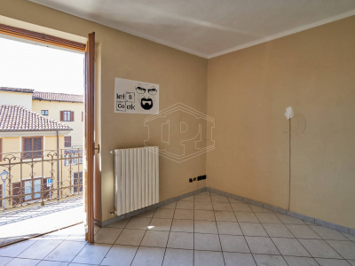 Trilocale in Via Vittorio Veneto, Riva presso Chieri (TO)