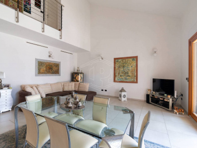 Quadrilocale duplex in Via Lomellina (TO)