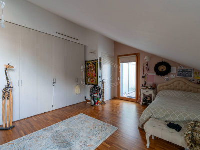 Quadrilocale duplex in Via Lomellina (TO)