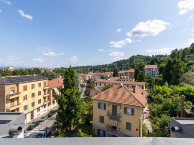 Quadrilocale duplex in Via Lomellina (TO)