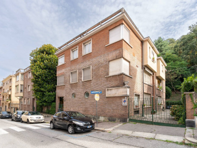 Trilocale a reddito in Via Sommacampagna (TO)