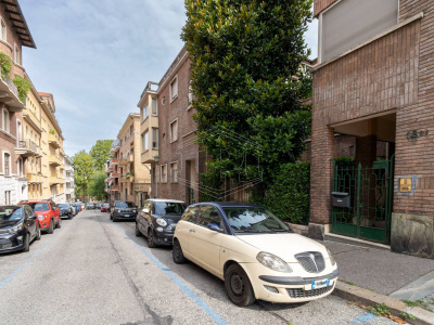 Trilocale a reddito in Via Sommacampagna (TO)