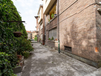 Trilocale a reddito in Via Sommacampagna (TO)