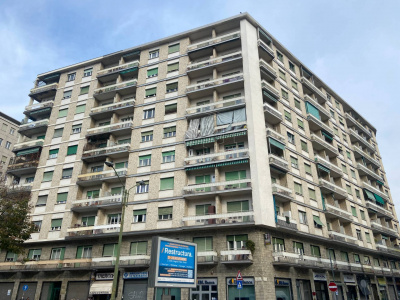 Negozio trasformabile in Corso Adriatico (TO)