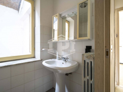 Trilocale a reddito in Via Vittorio Veneto, Riva presso Chieri (TO)