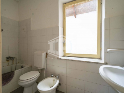 Trilocale a reddito in Via Vittorio Veneto, Riva presso Chieri (TO)