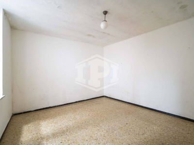 Trilocale a reddito in Via Vittorio Veneto, Riva presso Chieri (TO)