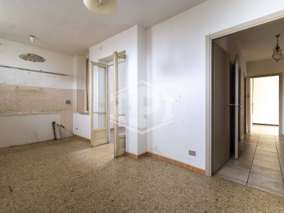 Trilocale a reddito in Via Vittorio Veneto, Riva presso Chieri (TO)