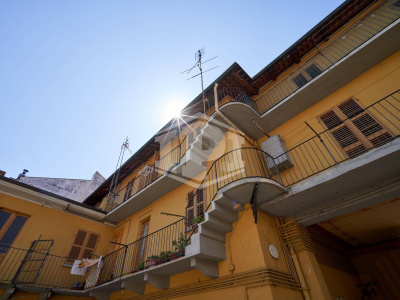 Trilocale a reddito in Via Vittorio Veneto, Riva presso Chieri (TO)