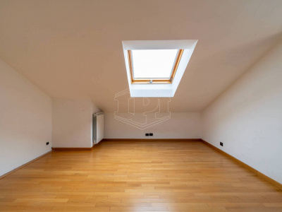 Trilocale duplex in Via Aldo Moro, Pianezza (TO)