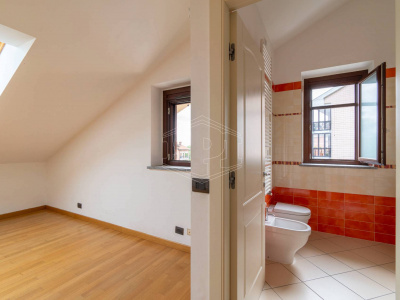 Trilocale duplex in Via Aldo Moro, Pianezza (TO)