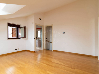 Trilocale duplex in Via Aldo Moro, Pianezza (TO)