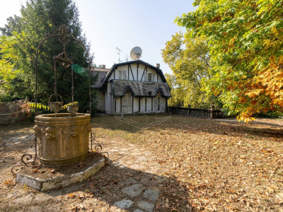 Villa in Strada Ferrero di Cambiano, Moncalieri (TO)