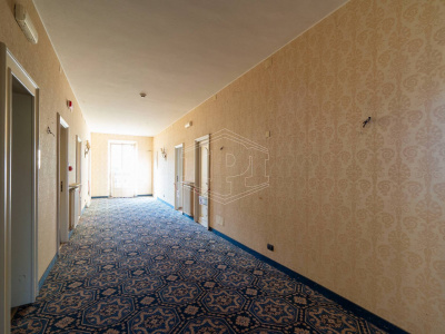 Villa in Strada Ferrero di Cambiano, Moncalieri (TO)