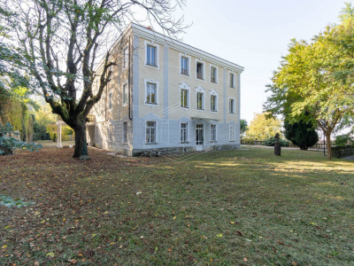 Villa in Strada Ferrero di Cambiano, Moncalieri (TO)