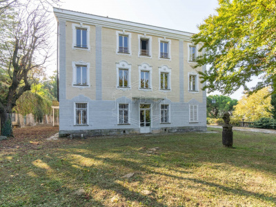 Villa in Strada Ferrero di Cambiano, Moncalieri (TO)