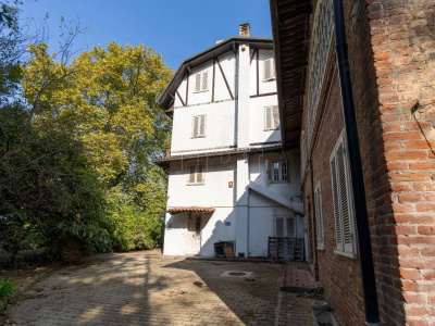Villa in Strada Ferrero di Cambiano, Moncalieri (TO)