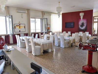 Edificio-hotel in Via Garibaldi, Servigliano (FM)