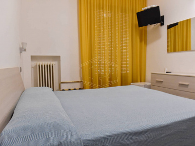 Edificio-hotel in Via Garibaldi, Servigliano (FM)