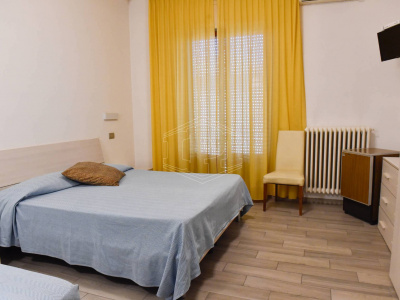 Edificio-hotel in Via Garibaldi, Servigliano (FM)