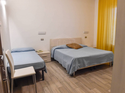 Edificio-hotel in Via Garibaldi, Servigliano (FM)