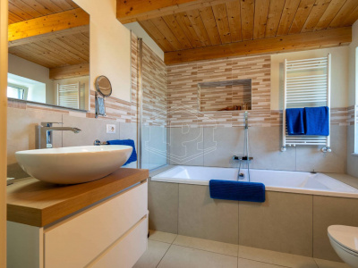 Villa in S.P.31, Cravanzana (CN)