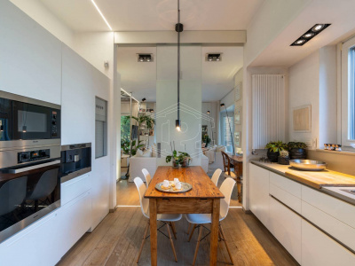 Appartamento in villa in Strada dei Tadini (TO)