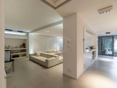 Appartamento in villa in Strada dei Tadini (TO)