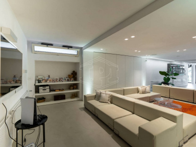 Appartamento in villa in Strada dei Tadini (TO)